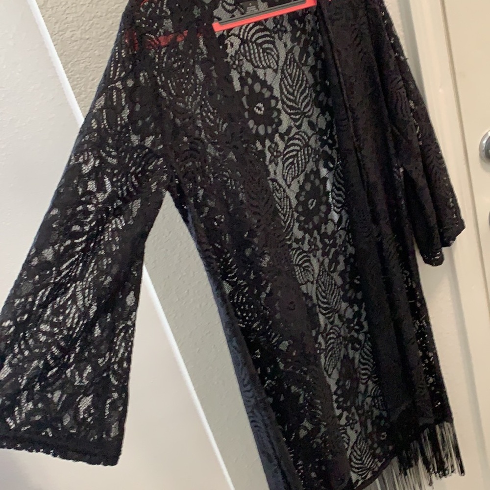 Long Kimono - Picture 2 of 4